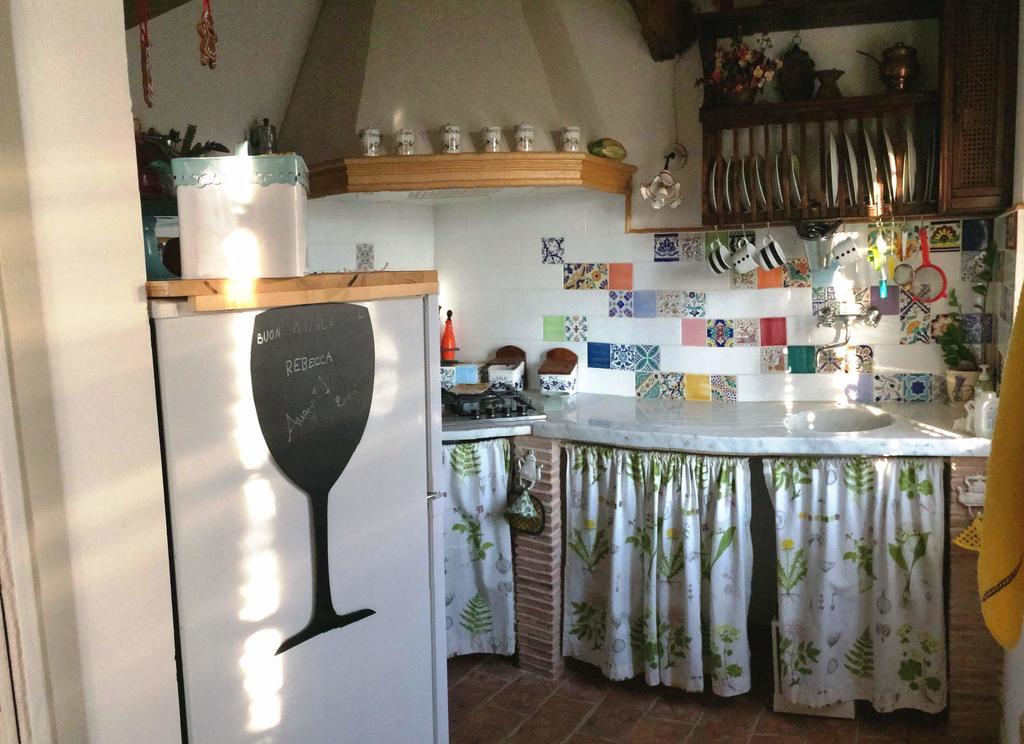 La Casina Delle Rondini Guest House Corsanico-Bargecchia ภายนอก รูปภาพ